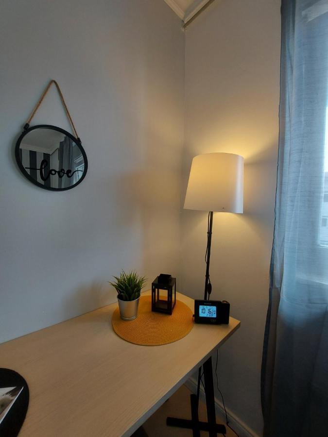 Center Danube Street Apartment نوفي ساد المظهر الخارجي الصورة