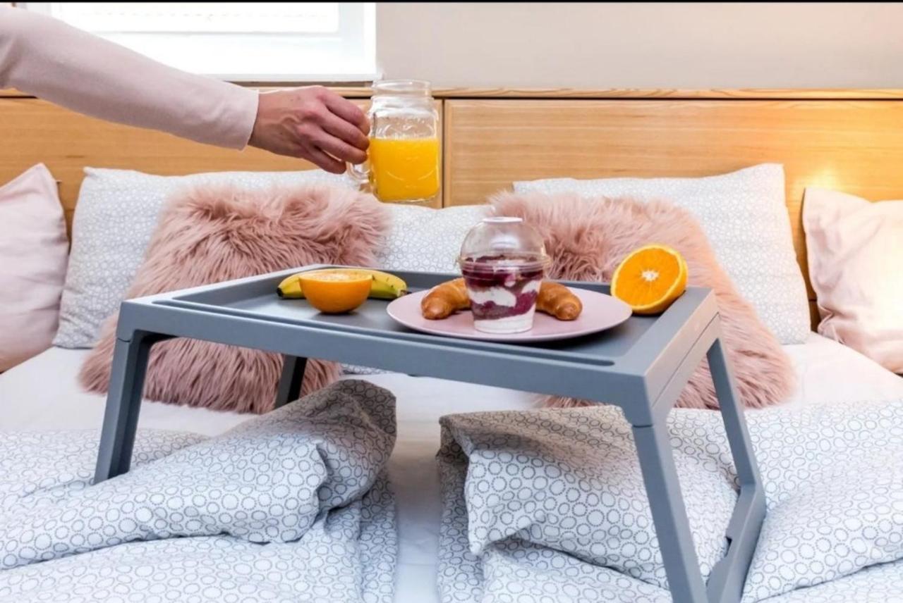 Center Danube Street Apartment نوفي ساد المظهر الخارجي الصورة